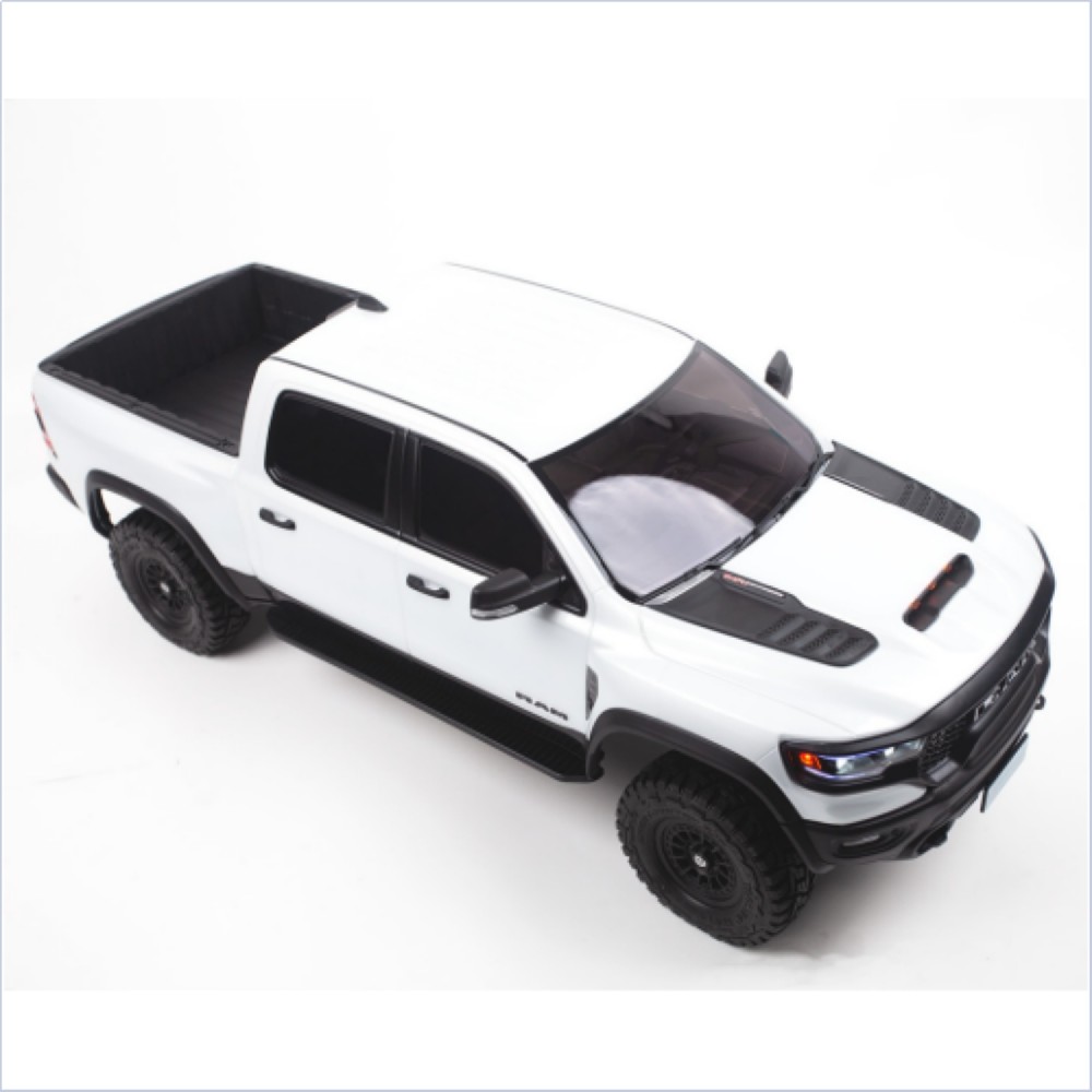 1:8 RAM1500 BRD-White (Brushed RS)